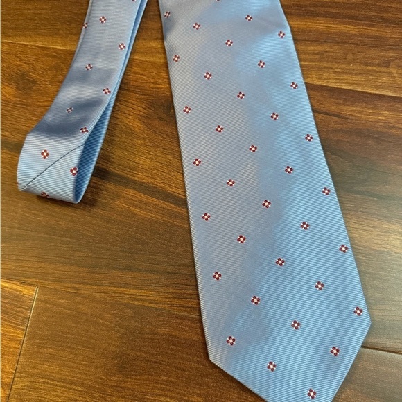 BROOKS BROTHERS “346” Stain Resistant Blue and Red Polka Dot Tie - Picture 6 of 8